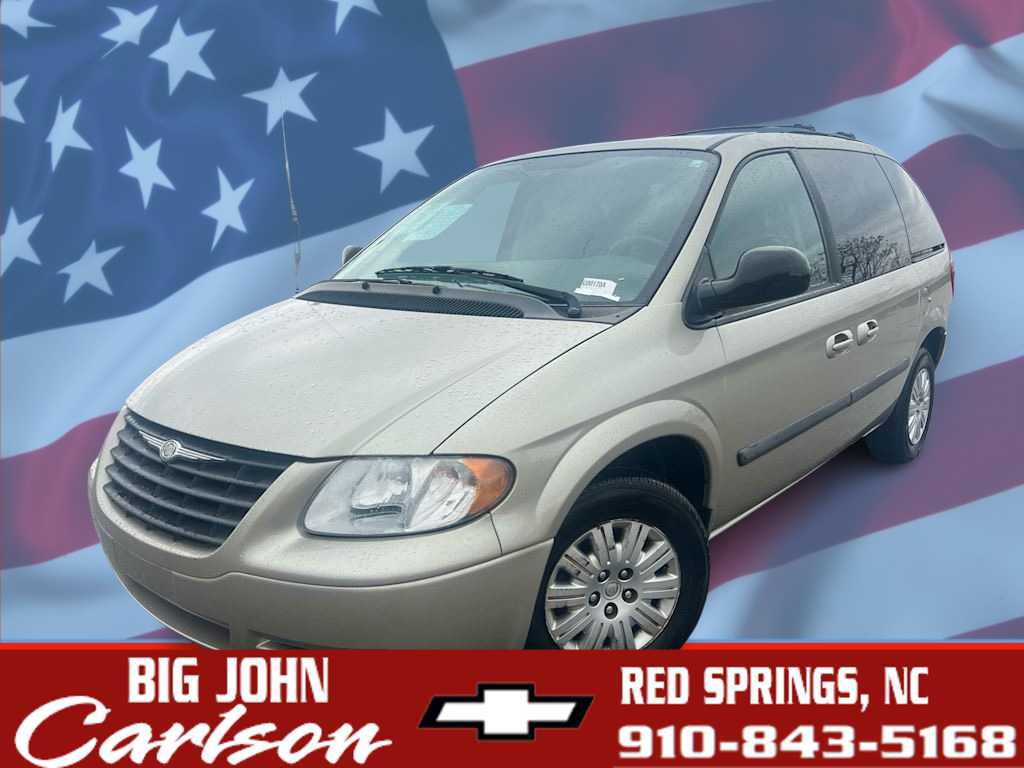 Used 2007 Chrysler Town & Country w/ Popular Equipment Group I