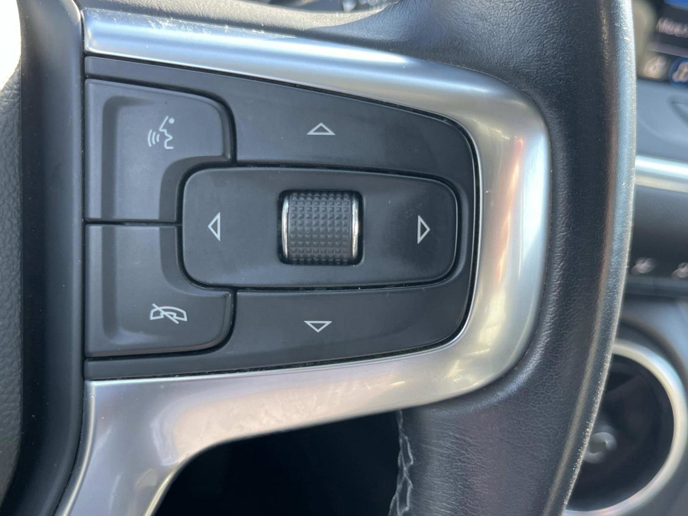 Used 2021 Chevrolet Blazer LT image 33