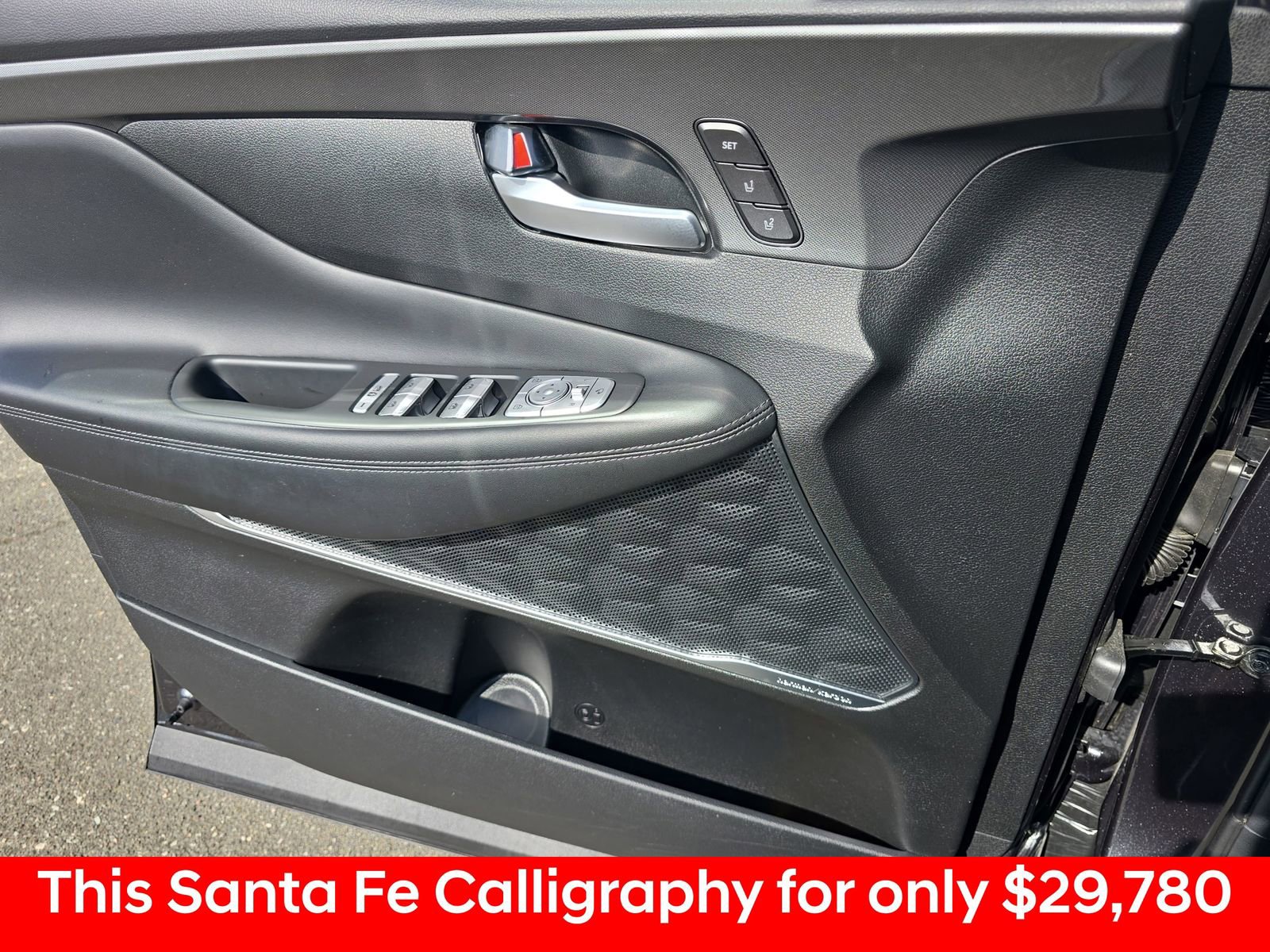 Used 2023 Hyundai Santa Fe Calligraphy image 33