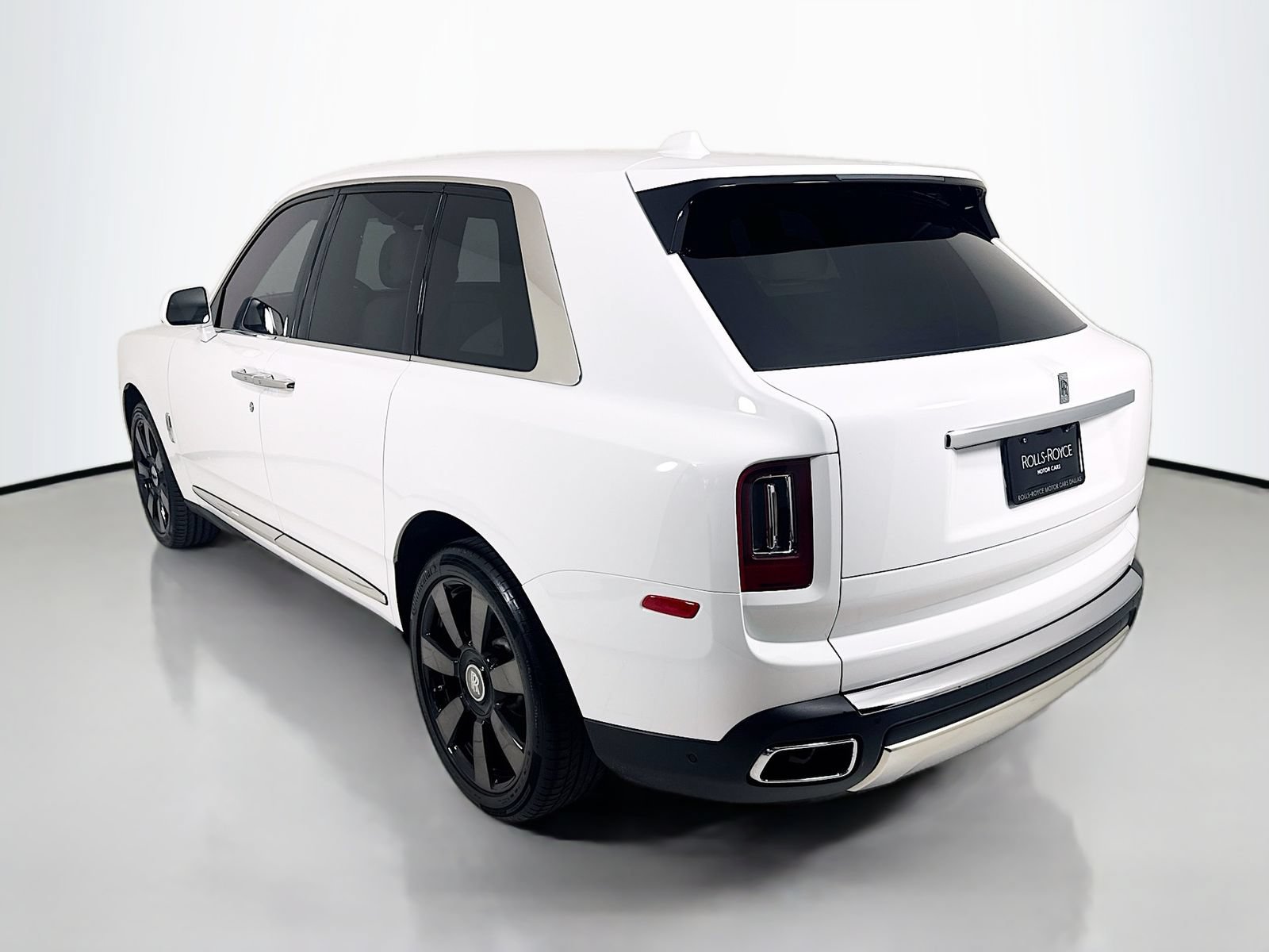 Certified 2021 Rolls-Royce Cullinan AWD/4WD image 6