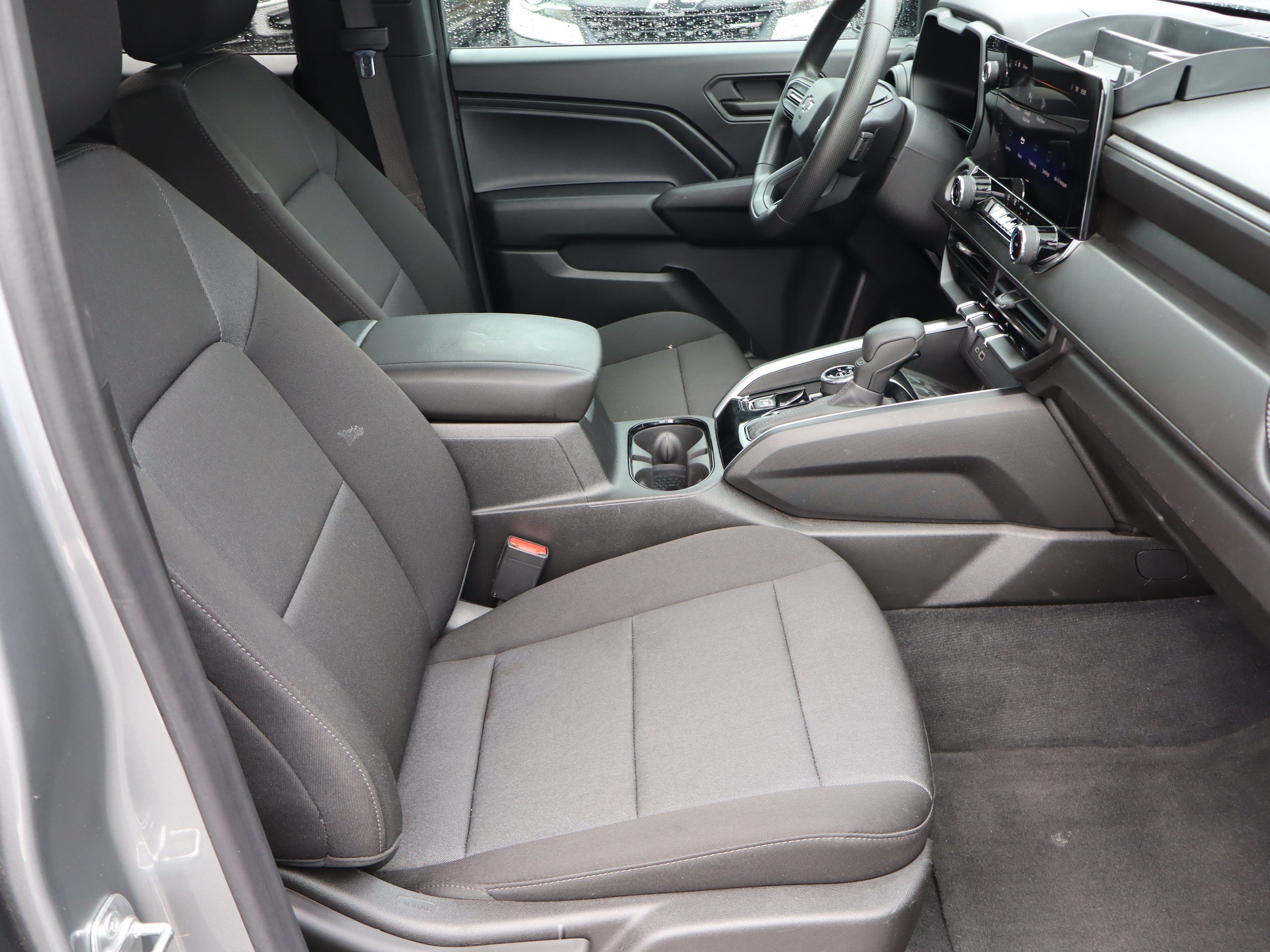 Used 2024 Chevrolet Colorado Trail Boss w/ Technology Package AWD/4WD image 36