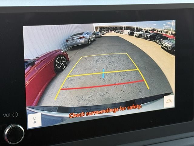 Used 2024 Toyota Tacoma SR AWD/4WD image 18