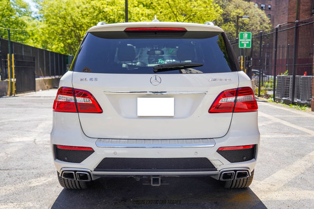 Used 2015 Mercedes-Benz ML 63 AMG 4MATIC image 7