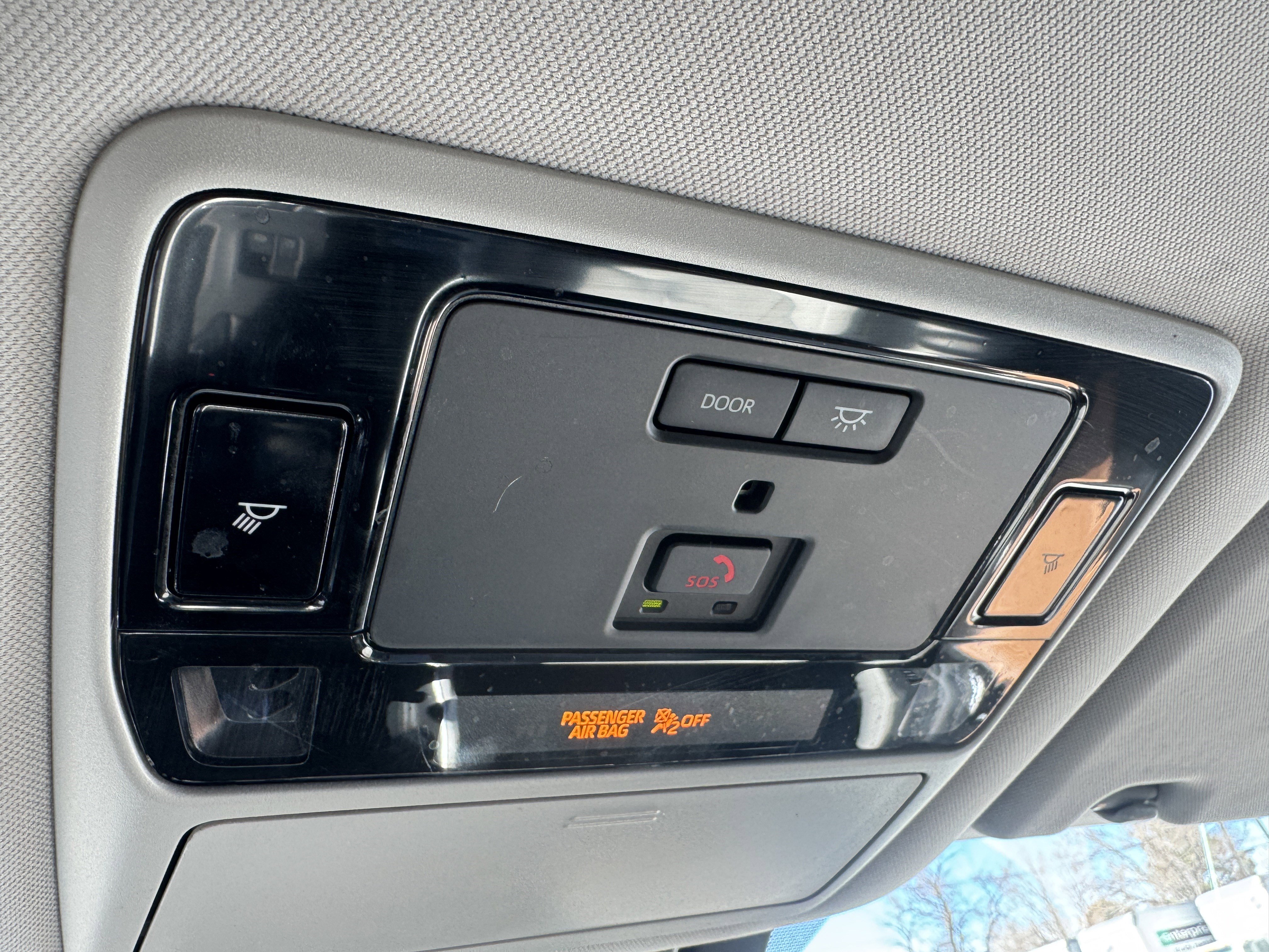 Used 2024 Toyota Grand Highlander AWD image 33