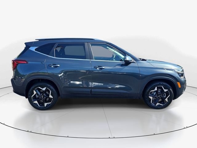 Used 2024 Kia Seltos EX AWD/4WD video 3