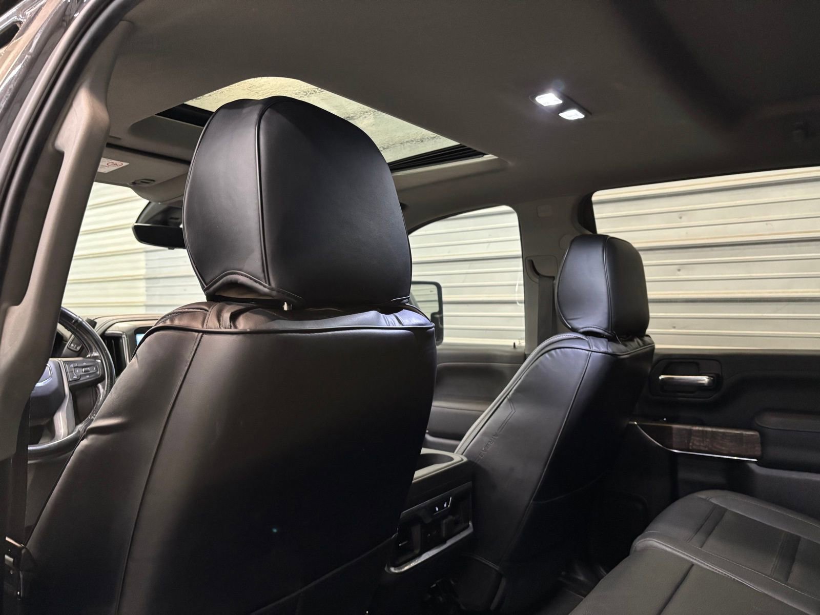 Used 2020 GMC Sierra 3500 Denali w/ Denali Ultimate Package image 25