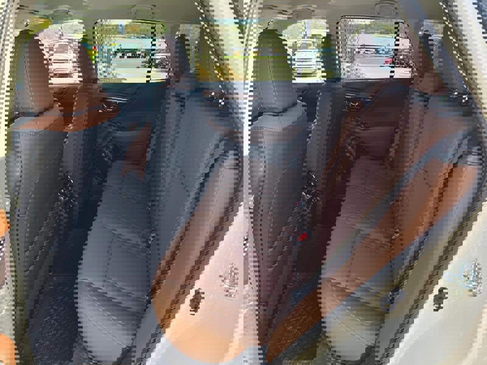 Used 2023 Subaru Outback Touring XT image 11