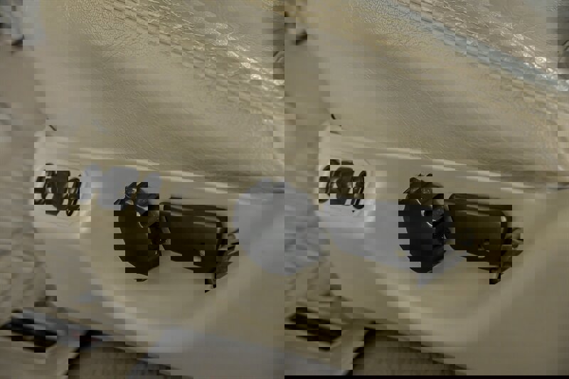 Used 2000 Ford F350 Lariat image 22