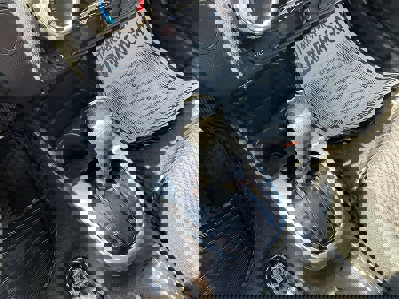 Used 2018 Honda Fit LX image 35