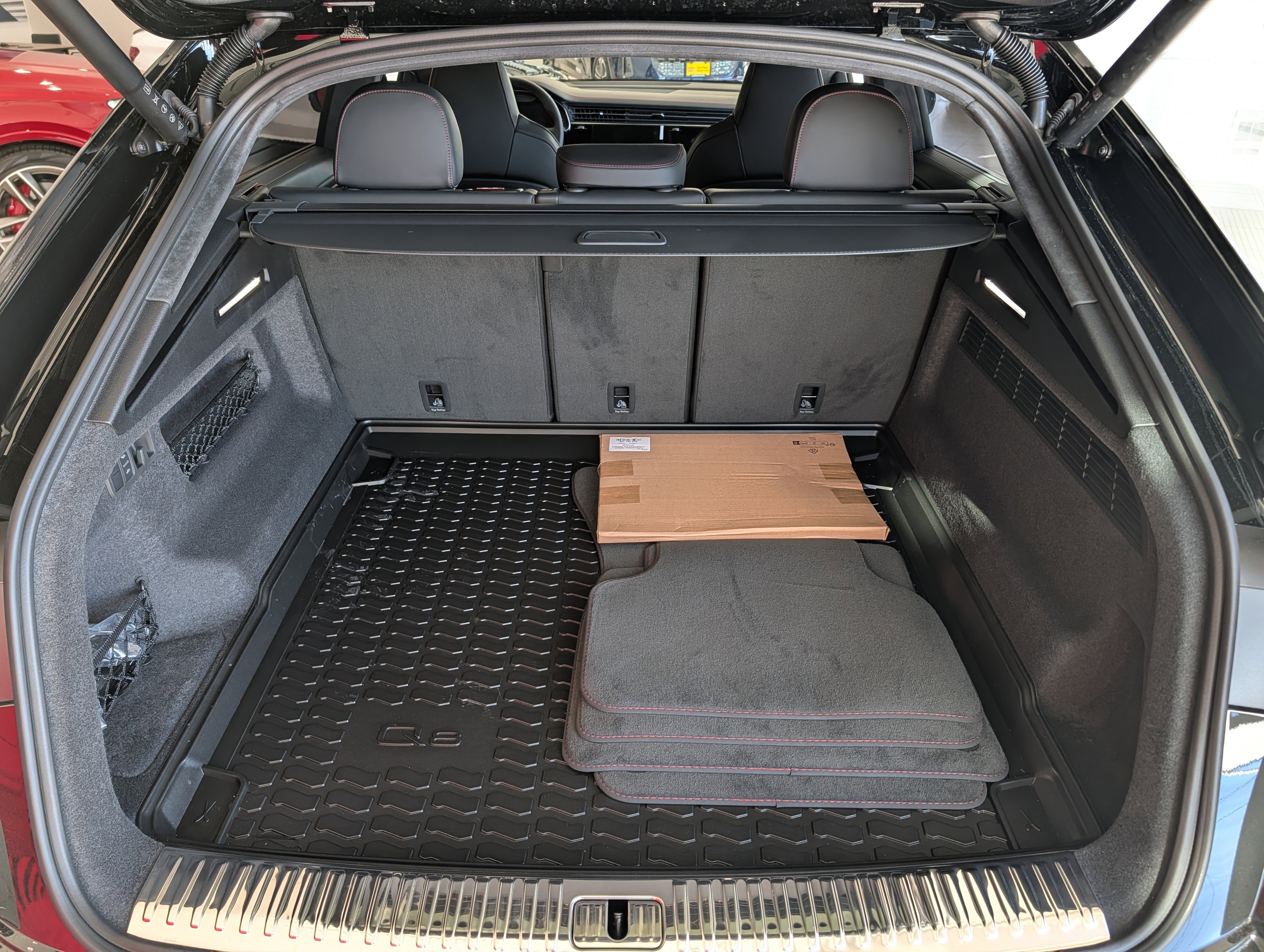 New 2026 Audi SQ8 Prestige image 8