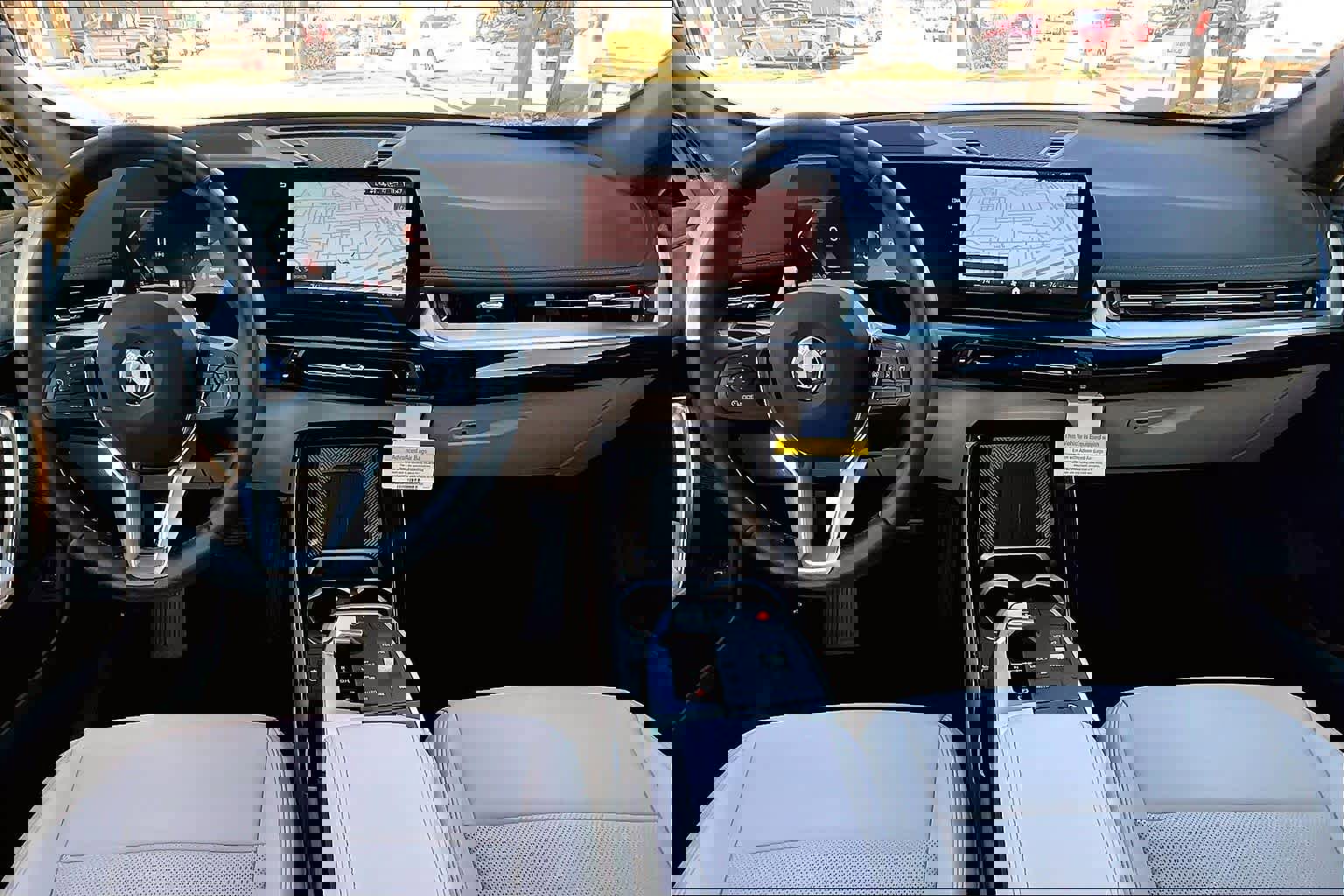 Used 2025 BMW X1 xDrive28i w/ Technology Package image 16