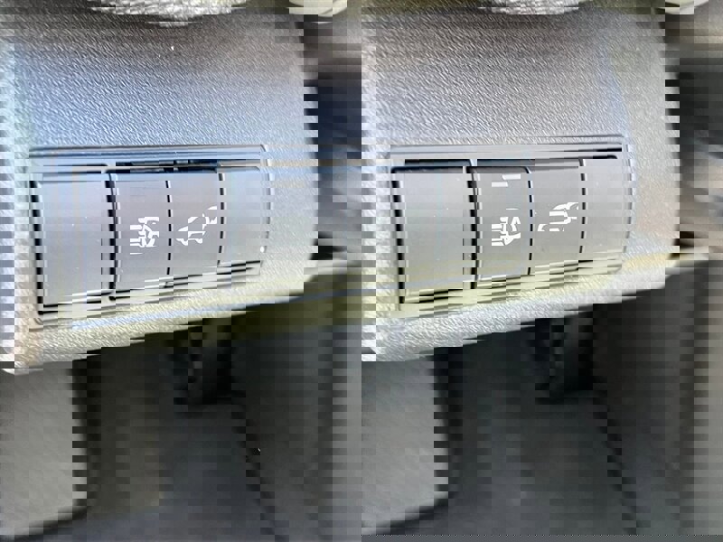 Used 2024 Subaru Solterra Touring image 31