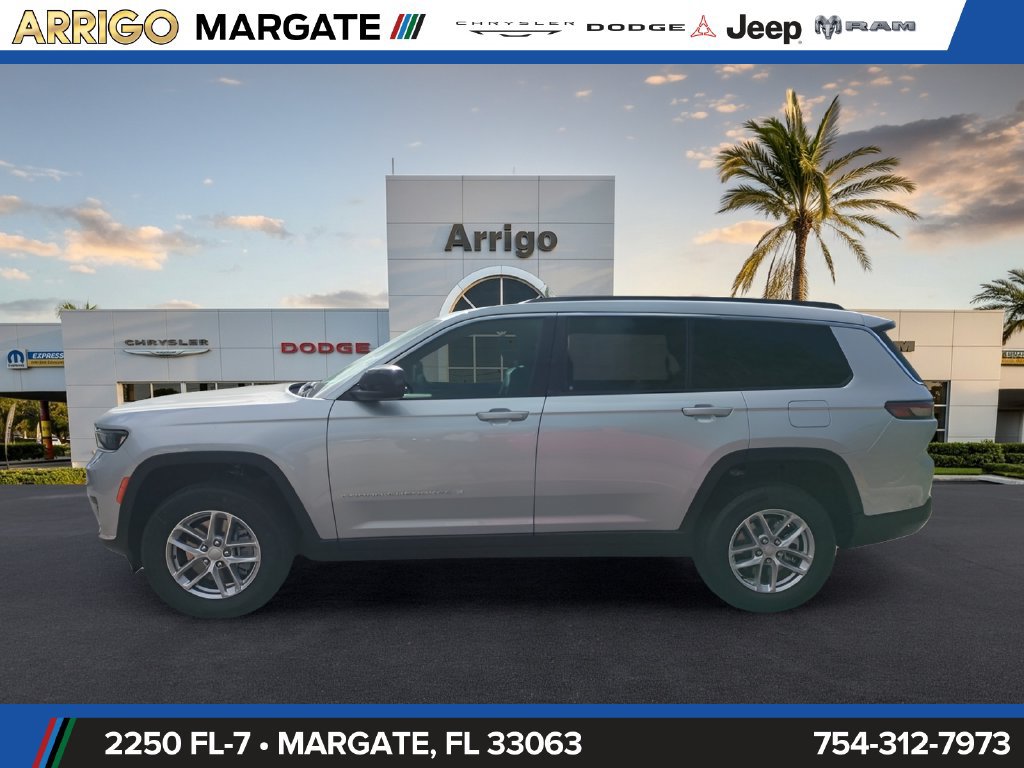 New 2026 Jeep Grand Cherokee L Laredo AWD/4WD image 8