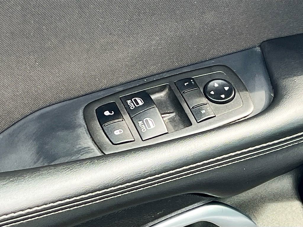 Used 2022 Dodge Challenger GT image 18