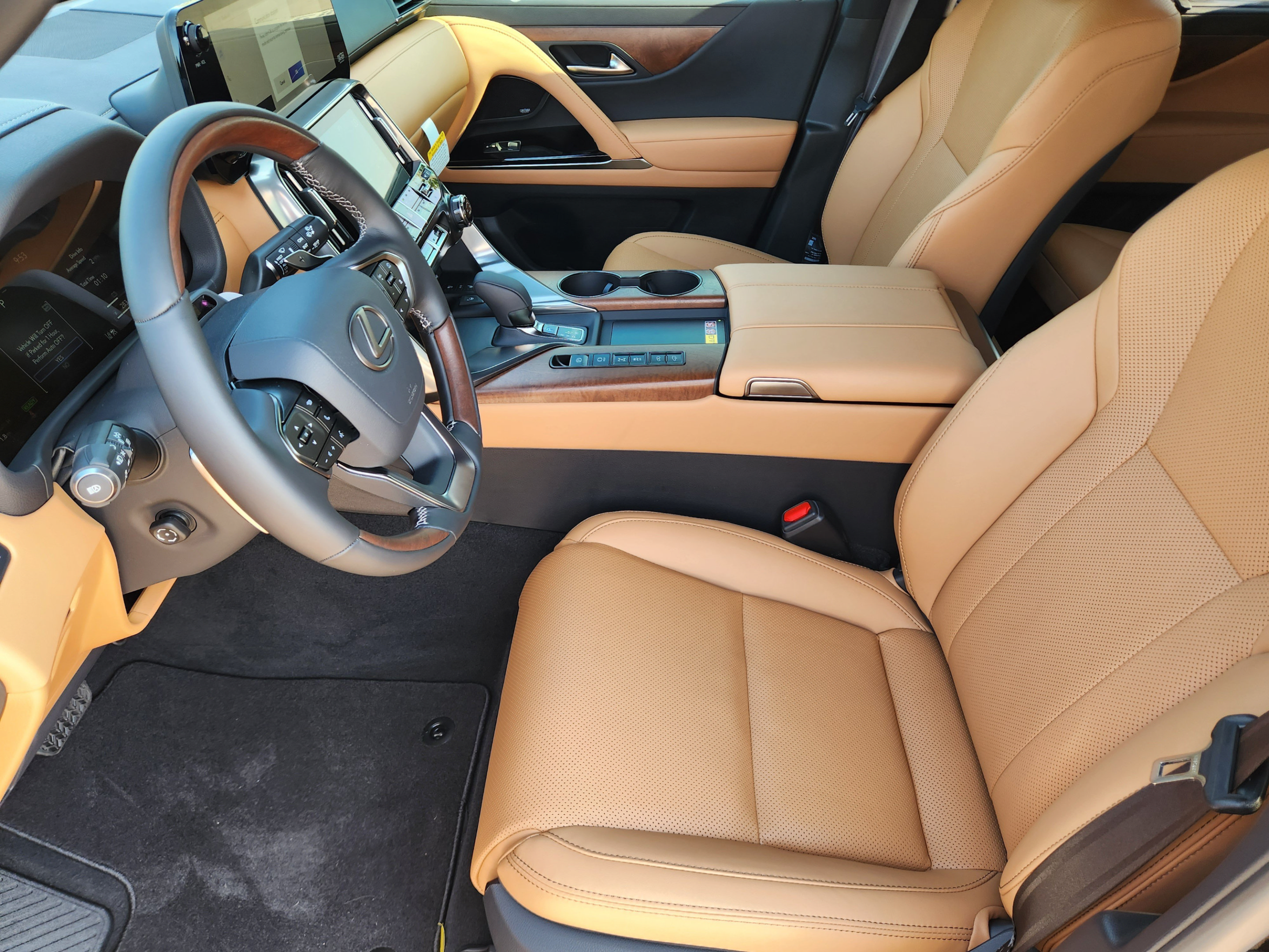 New 2026 Lexus LX 700h Luxury AWD/4WD image 5