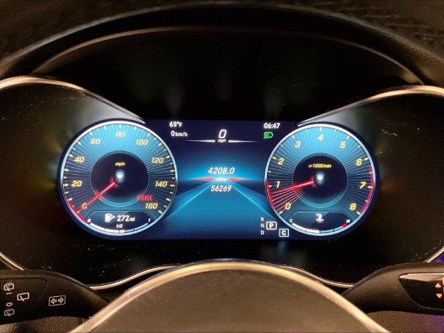 Used 2021 Mercedes-Benz GLC 300 4MATIC image 19