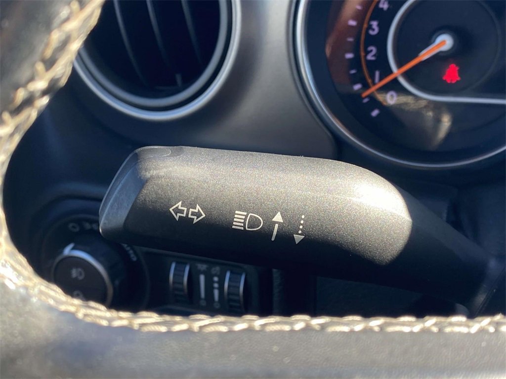 Used 2020 Jeep Gladiator Sport w/ Quick Order Package 24S image 31