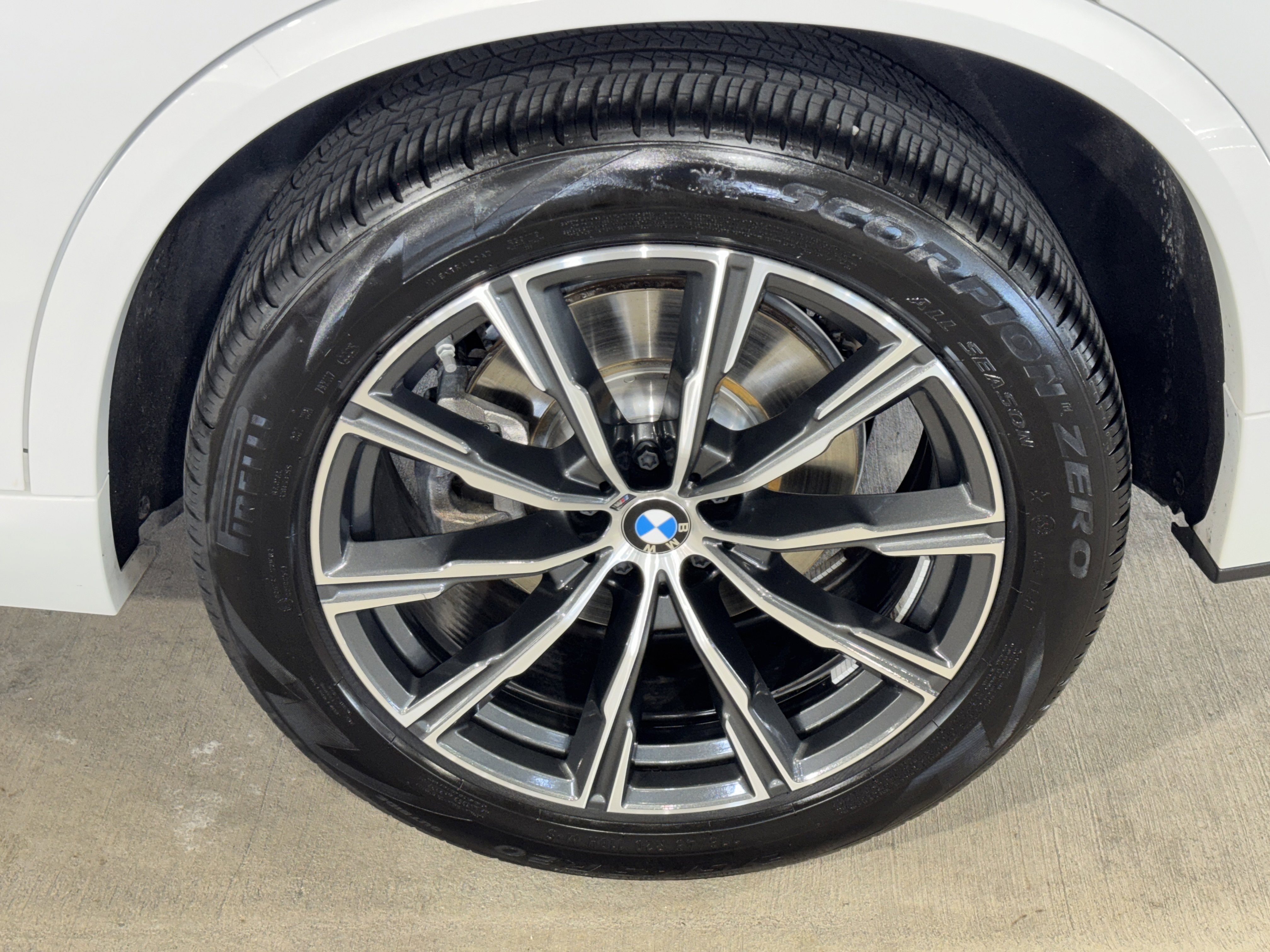 Certified 2026 BMW X5 xDrive40i AWD/4WD image 36