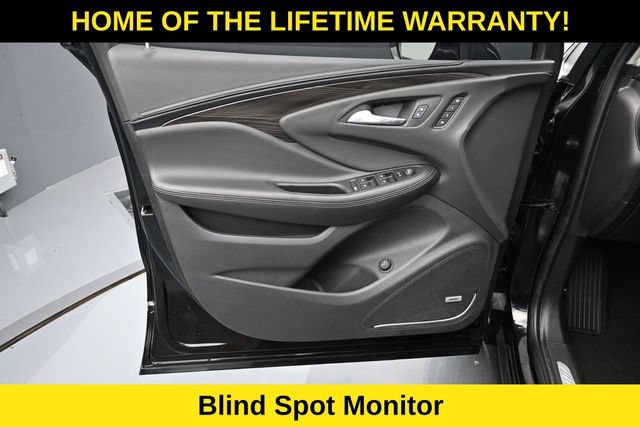 Used 2019 Buick Envision Premium w/ Driver Confidence Package AWD/4WD image 11