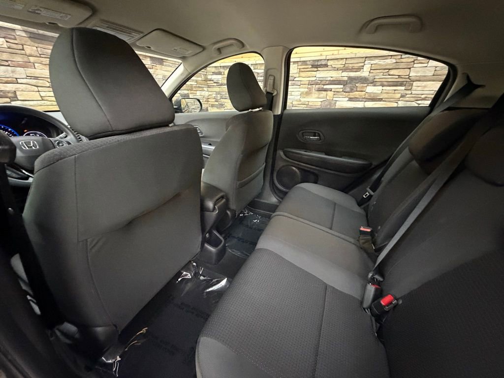 Used 2020 Honda HR-V LX image 25