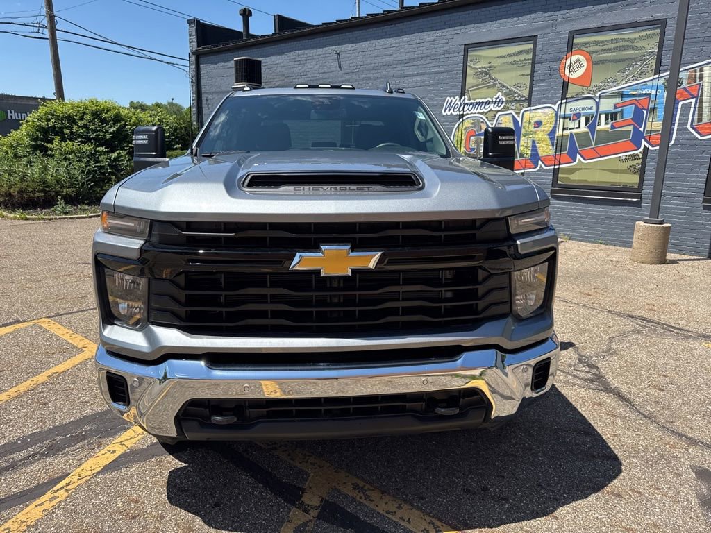 New 2026 Chevrolet Silverado 2500 W/T AWD/4WD image 2