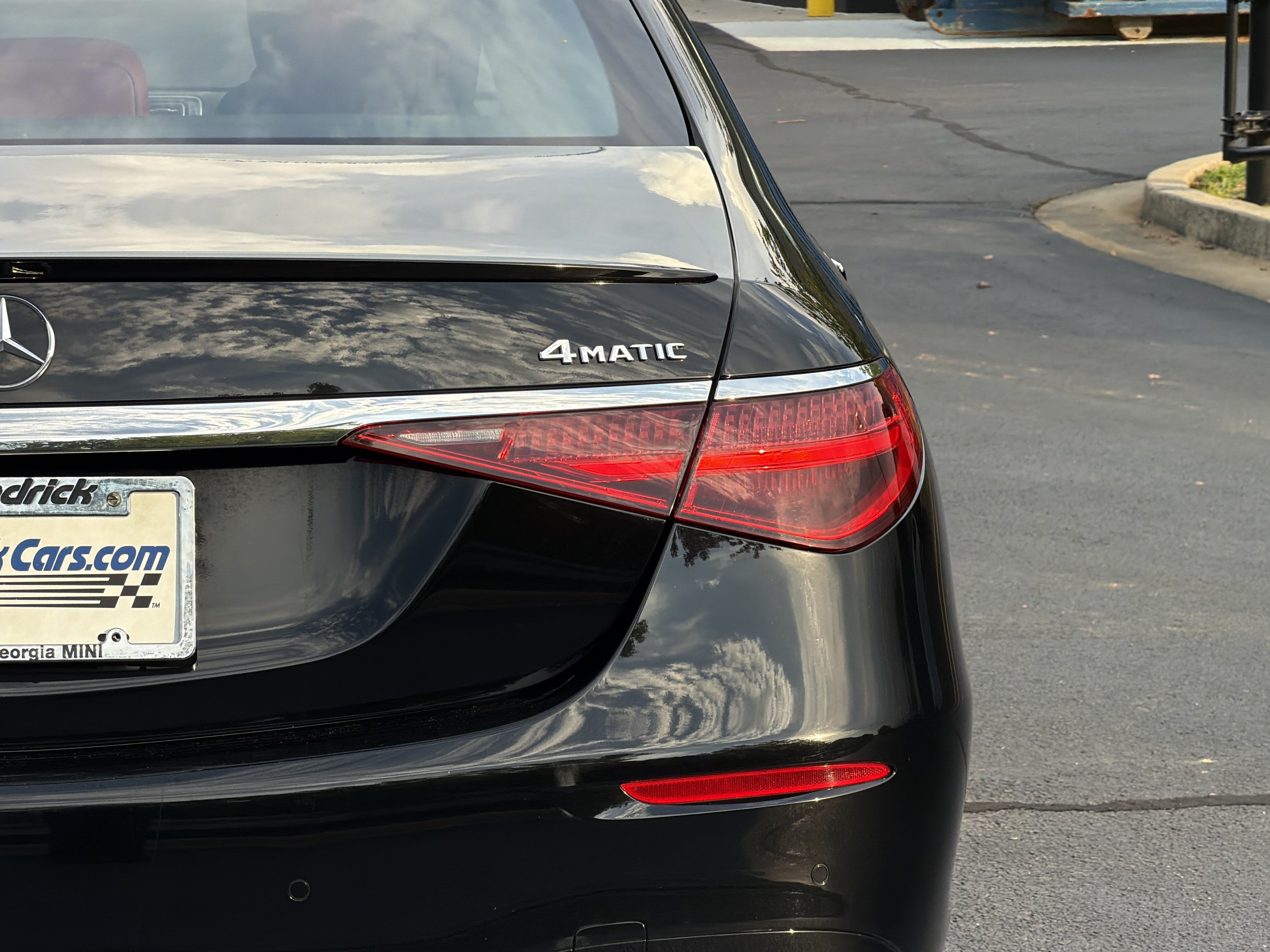 Used 2023 Mercedes-Benz S 580 4MATIC Sedan image 25