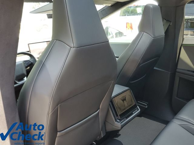 Used 2024 Tesla Cybertruck AWD Crew Cab image 11
