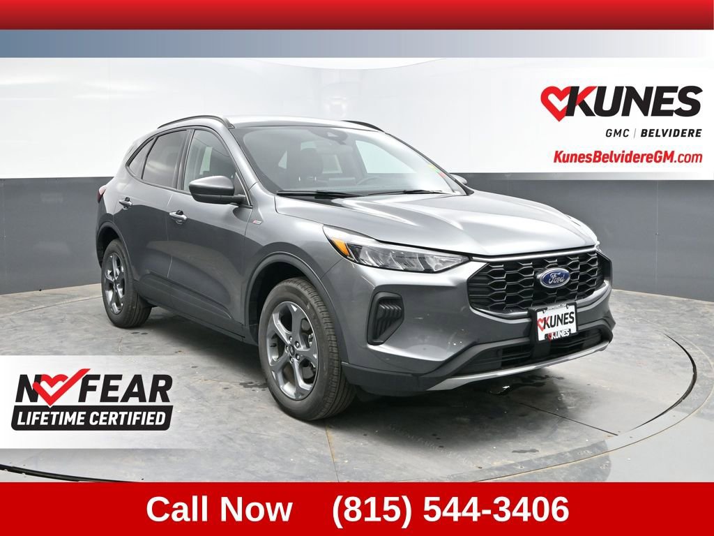 Used 2025 Ford Escape ST-Line AWD/4WD image 1