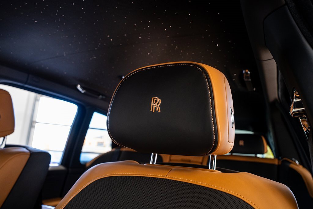 Used 2023 Rolls-Royce Cullinan w/ Cullinan Package image 43