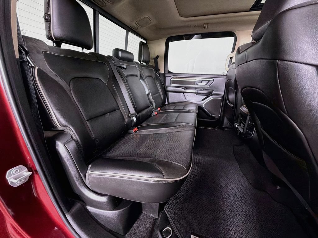 Used 2019 RAM 1500 Laramie AWD/4WD image 31