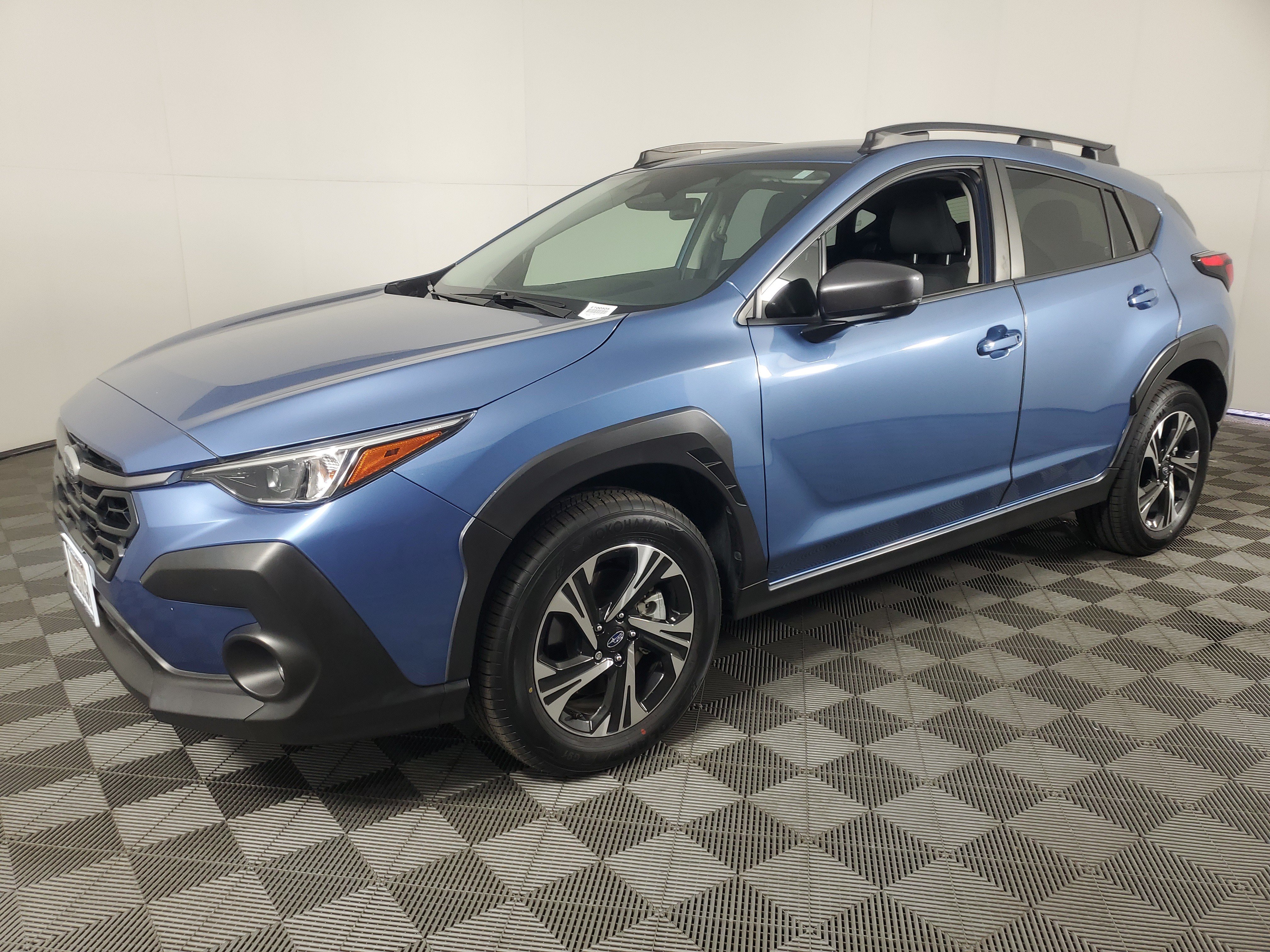 Used 2024 Subaru Crosstrek 2.0i Premium AWD/4WD image 8
