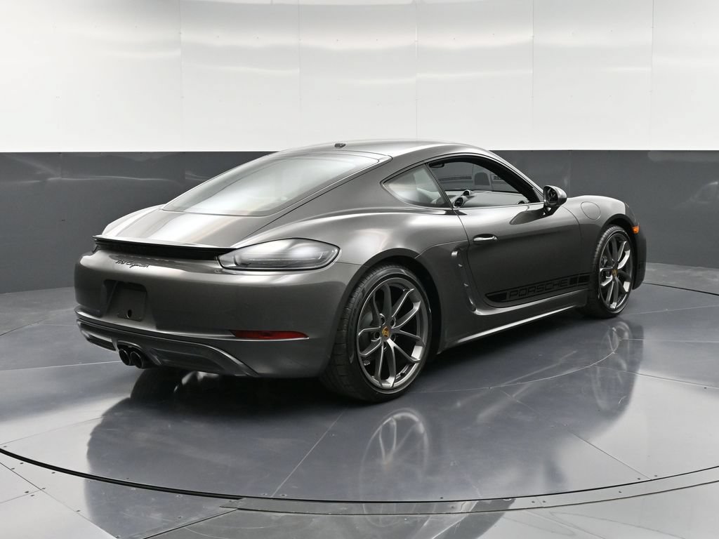 New 2025 Porsche 718 Cayman RWD image 8