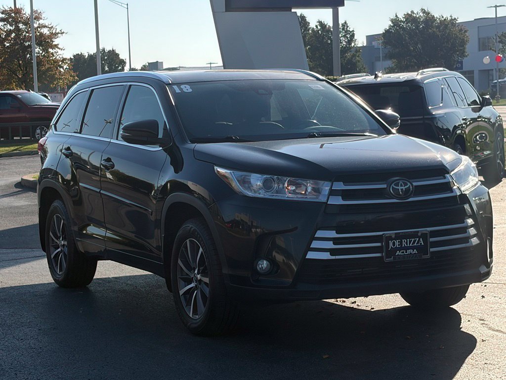 Used 2018 Toyota Highlander XLE w/ Protection Package #3 AWD/4WD image 5