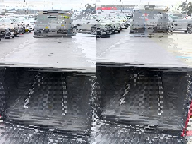 Used 2017 Nissan Frontier SV image 10