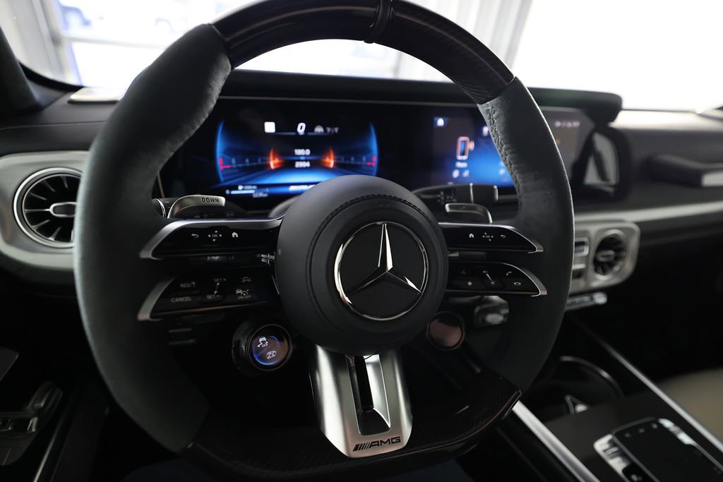 Used 2025 Mercedes-Benz G 63 AMG 4MATIC image 19