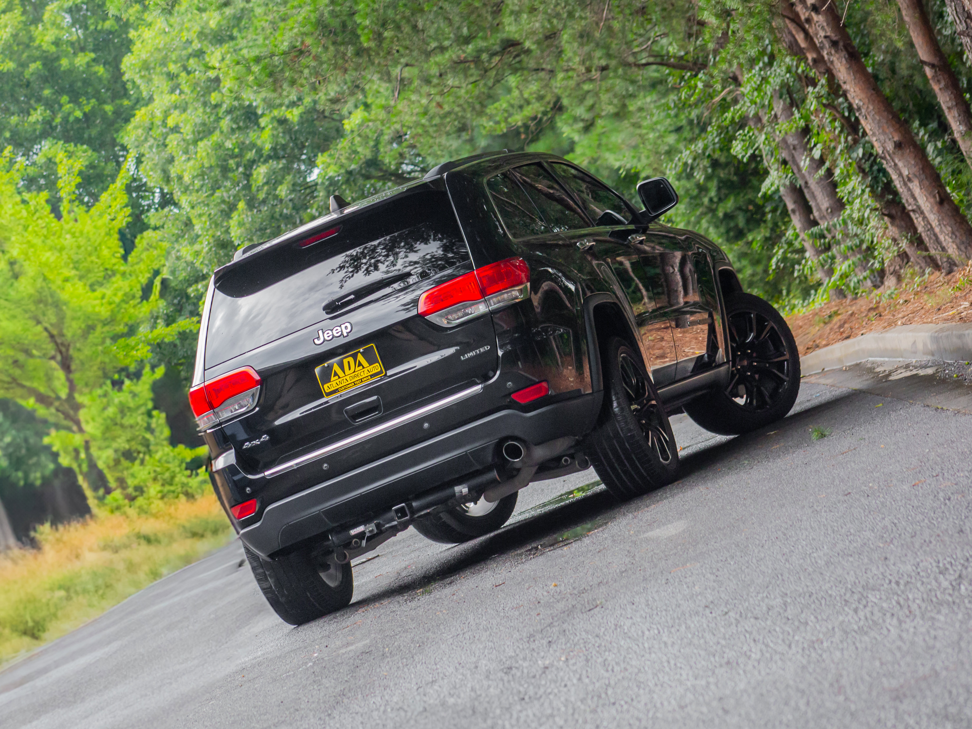 Used 2019 Jeep Grand Cherokee Limited w/ Luxury Group II image 23
