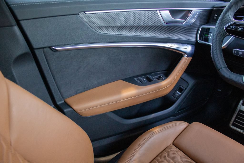 Used 2025 Audi RS 6 performance AWD/4WD image 19