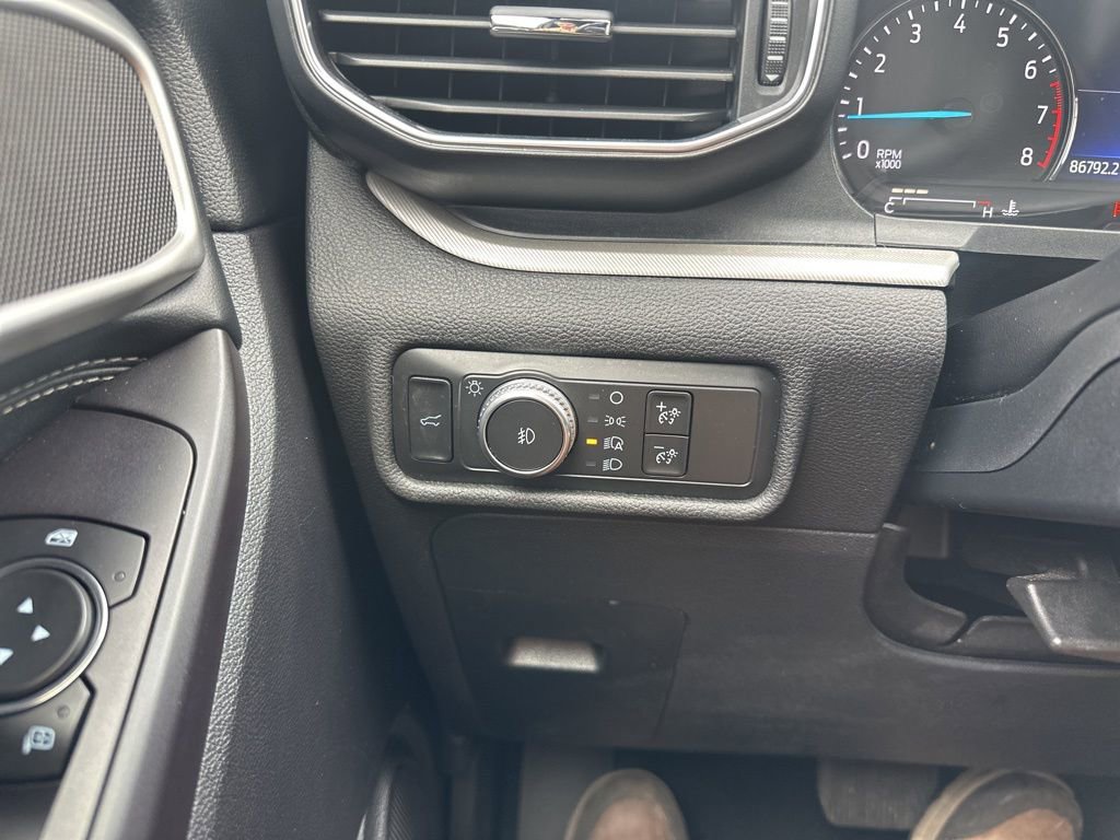 Used 2020 Ford Explorer XLT w/ Equipment Group 202A image 19