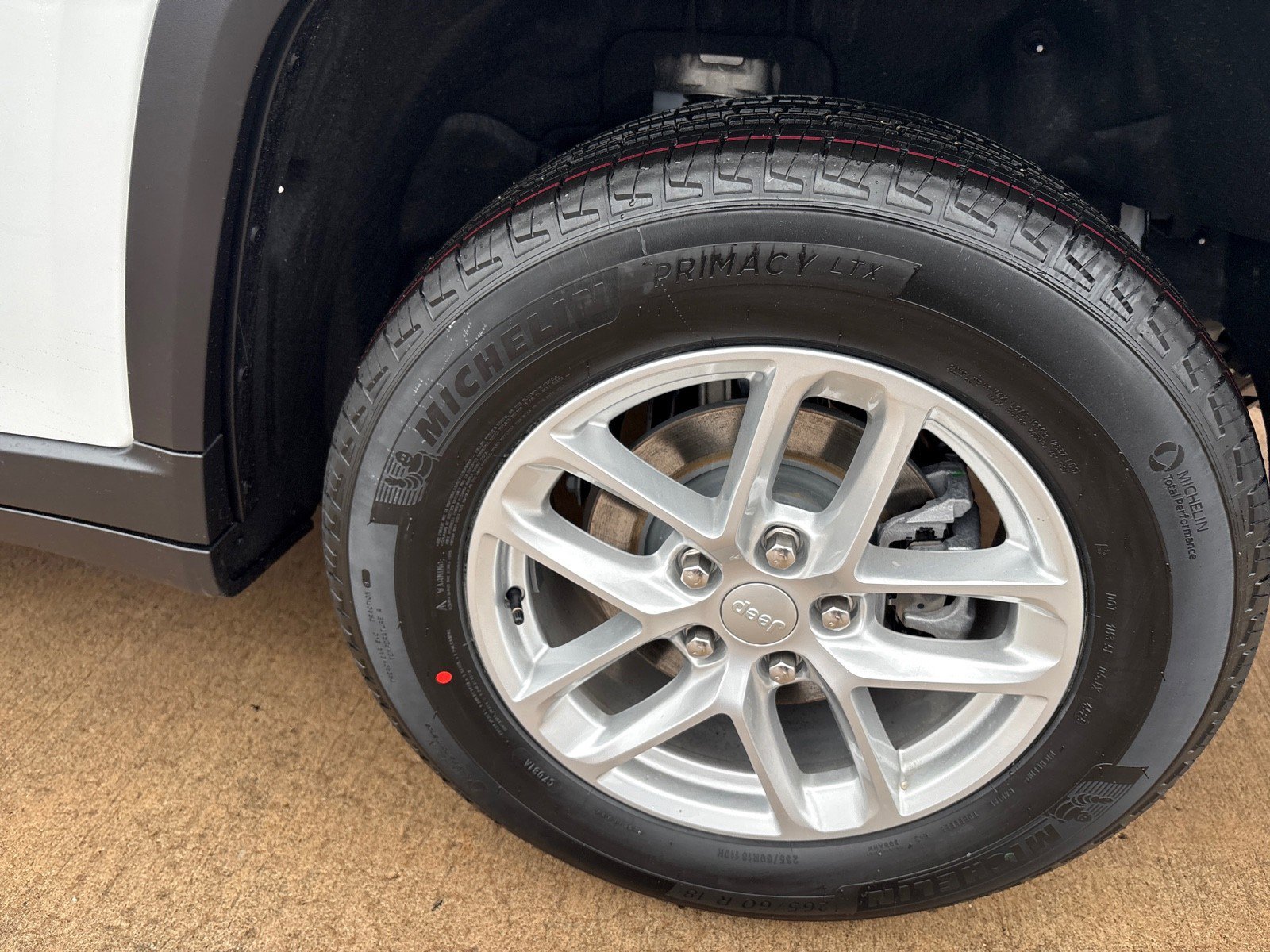 New 2026 Jeep Grand Cherokee Laredo X image 12