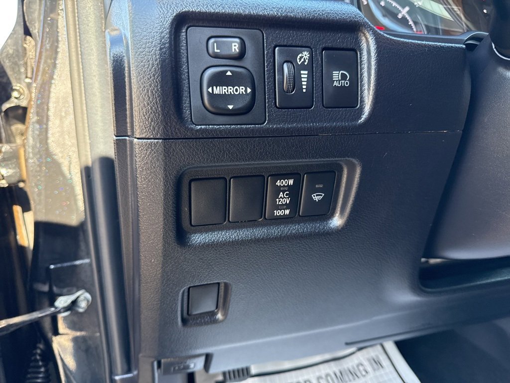 Used 2022 Toyota 4Runner SR5 image 16