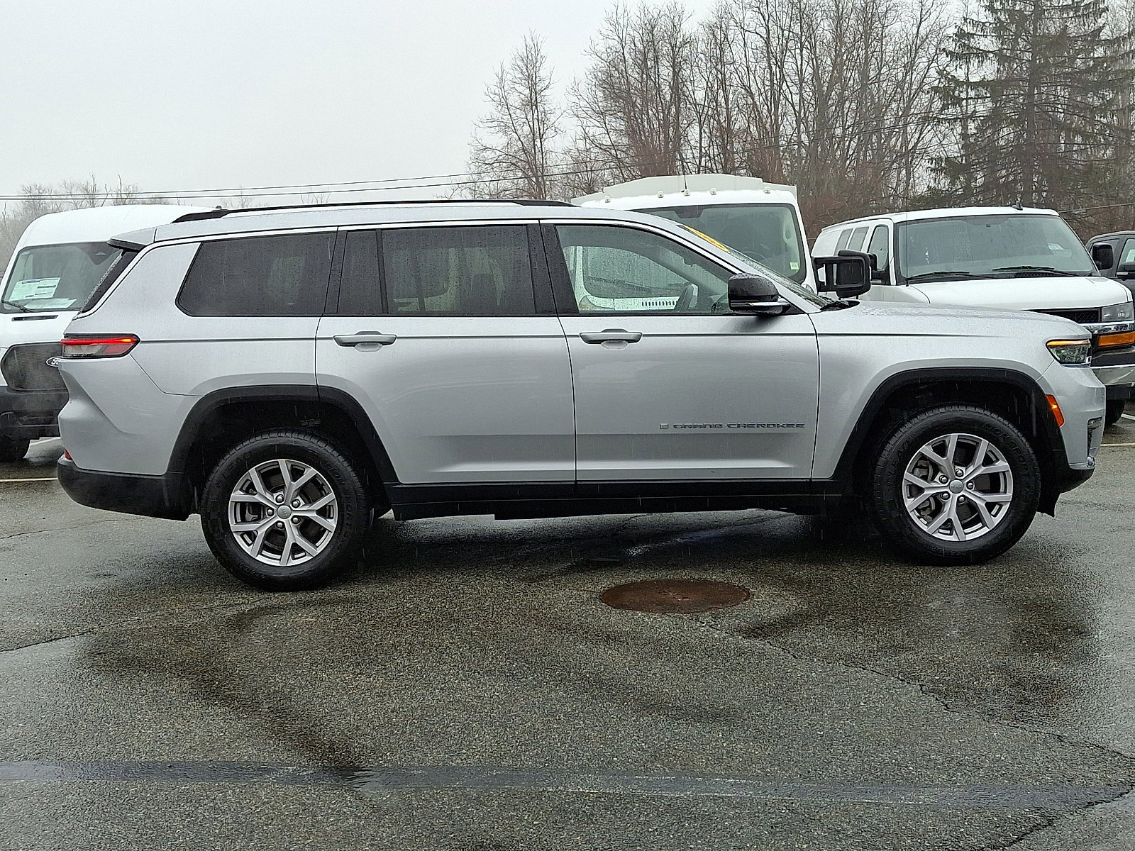 Used 2021 Jeep Grand Cherokee L Limited AWD/4WD image 12