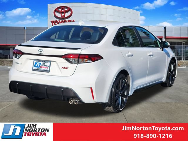 Used 2025 Toyota Corolla XSE FWD image 5