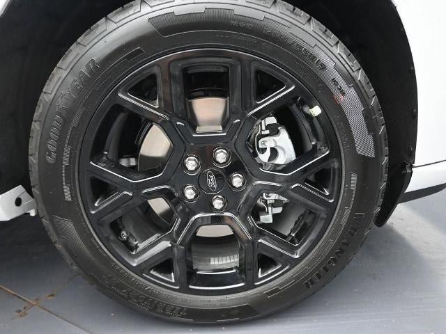 New 2025 Ford Maverick Lobo image 30