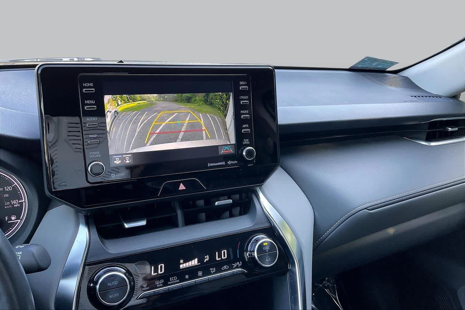 Used 2021 Toyota Venza LE AWD/4WD image 27