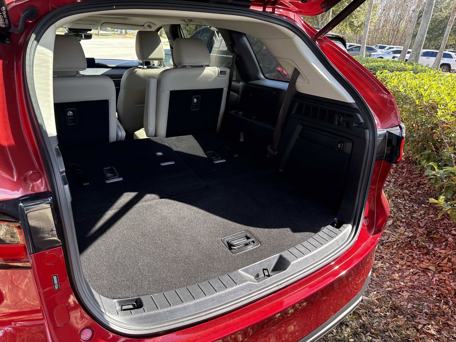 Used 2024 MAZDA CX-90 3.3 Turbo w/ Preferred Package image 10