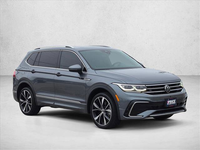 Used 2023 Volkswagen Tiguan SEL R-Line AWD/4WD image 3
