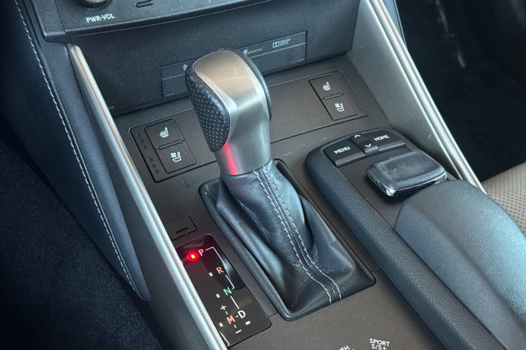 Used 2015 Lexus IS 350 w/ F-Sport Package RWD image 19