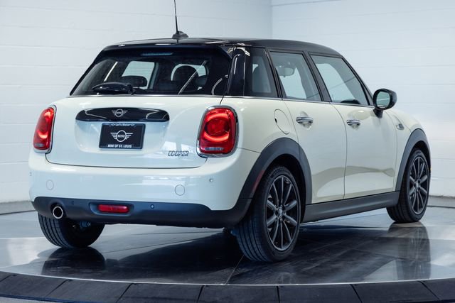Used 2020 MINI Cooper 4-Door Hardtop image 10