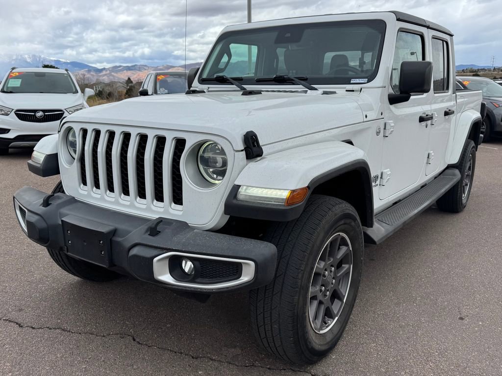 Used 2020 Jeep Gladiator Overland image 3