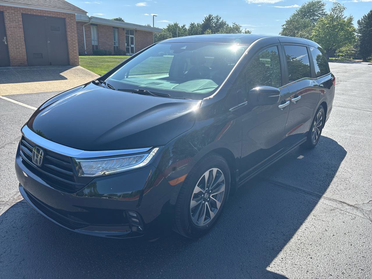Used 2021 Honda Odyssey EX-L image 3